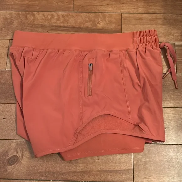 NWT MPG Retro Run Athletic Short - Picture 3 of 5